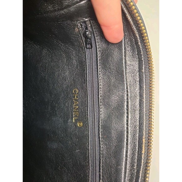 Coco Chanel Black Quilted Leather Iconic Handbag - Picture 12 of 16